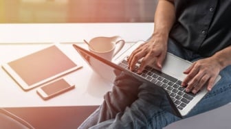 10 Website Penghasil Uang Dolar Terpercaya, Dapat Jutaan Tiap Hari!