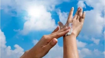 Kenali Perbedaan Physical, Chemical, dan Hybrid Sunscreen: Pilih Sesuai Kebutuhan Kulit