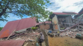 Diguncang Gempa, Puluhan Rumah di Bengkulu Rusak