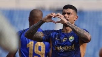 Cinta Tak Berbalas! Ciro Alves Ingin Bertahan, Tapi Persib Diam