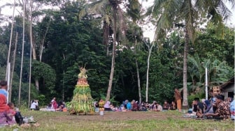 Penuh Makna, Tradisi Sedekah Bumi di Dusun Curug Losari Berjalan Meriah dan Khidmat
