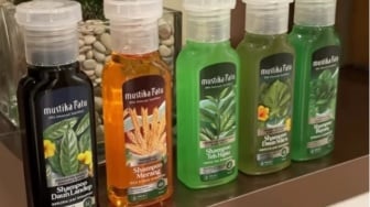 Urutan Haircare Rambut Rontok Pakai Mustika Ratu, Bye-bye Kebotakan