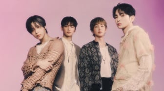 SHINee Berbagi Chemistry Manis Penuh Nostalgia di Teaser MV 'Poet I Artist'