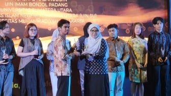 identitas Unhas Raih Penghargaan Bergengsi di Ajang ISMA-SPS Award 2025