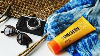 7 Rekomendasi Sunscreen Waterproof SPF 50, Wajah Terlindungi Cocok untuk Musim Hujan