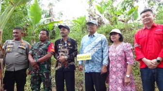 DPM Serahkan 10 Ribu Bibit Pohon Kemiri ke Pemkab Dairi