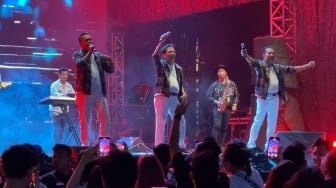 Pecah Abis! Trio Ambisi Sukses Bikin Penonton Muda Berjoget di Soundsfest 2025