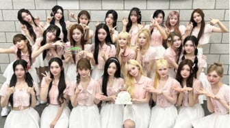 Beda Lagu tripleS Are You Alive: Hidup Gen Z yang Penuh Tekanan Sosial