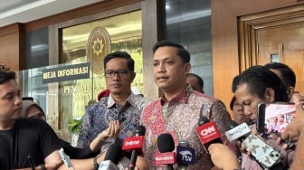 Ragukan Akurasi CDR Deteksi Harun Masiku Pindah Lokasi, Kubu Hasto: Secepat Cahaya?