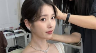 IU Ungkapkan Kisah Tak Pernah Berakhir di Lagu Remake Never Ending Story