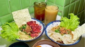 Depot Kayutangan: Sensasi Mie Halal Lezat dengan Nuansa Vintage di Malang