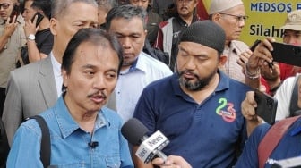 Dicap Tak Punya Kapasitas Sebut Ijazah Jokowi Palsu, Solmet Sindir Roy Suryo: Dia Bukan Siapa-siapa!