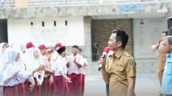 Wajib Tahu! Pelajar Purwakarta Kini Dibatasi Jam Malam Pukul 21.00 - 04.00 WIB