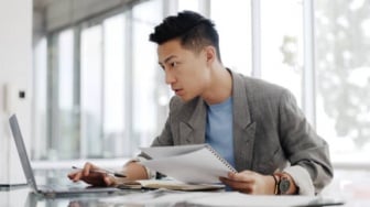 7 Ciri-Ciri Laki-Laki Pekerja Keras yang Cocok Dijadikan Calon Suami