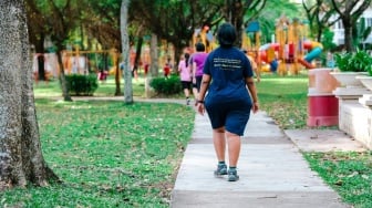 Bukan Lari Maraton, Kata Dokter Jalan Cepat Lebih Ampuh untuk Bakar Lemak