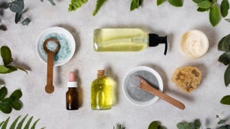 7 Cara Cek Ingredients Skincare untuk Mencegah Kerusakan Kulit, Yuk Riset!