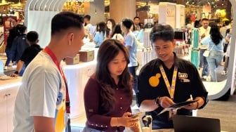 Promo Spesial, Bundling IM3 Platinum Dan iPhone 16 200 GB di iBox Day Living World Denpasar