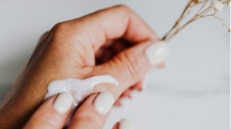 5 Rekomendasi Body Lotion Lokal untuk Pelajar, Murah dan Isinya Banyak!