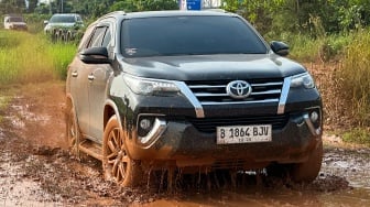 ID42NER Geber Langsung Toyota Fortuner Terbaru di Medan Off Road