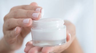 Gak Perlu Mahal! 4 Moisturizer Lokal dengan Kualitas Internasional yang Wajib Dicoba