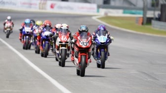 Pembalap Indonesia Bersinar di Sepang: Hattrick Arbi dan Drama Gilang pada ARRC 2025