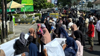 Dugaan Penyimpangan dan Penggelapan Dana, Massa Geruduk Yayasan RSI NTB