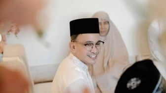 6 Fakta Menyentuh di Balik Gagalnya Ruben Onsu Berangkat Haji
