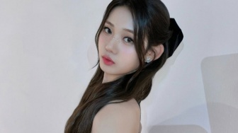Sederhana dan Timeless, Ini 4 Ide Outfit Elegan ala Rora BABYMONSTER