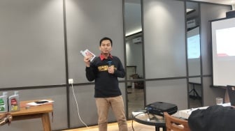 Jangan Tergoda Harga Murah, Ini Bahanya Oli Palsu untuk Mesin
