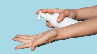 7 Produk Hand Body Lotion Pemutih Kulit, Ampuh Bikin Glowing dalam Waktu Singkat!