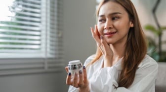 Inilah Pelembab Wajah untuk Kulit Kering dan Kusam, Dijamin Ampuh Auto Glowing!