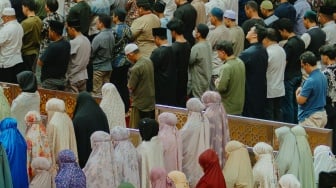 Panduan Niat Sholat Idul Adha 2025 Lengkap hingga Tata Caranya