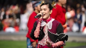 7 Potret Cantik Shanna Shannon Penyanyi Lagu Tanah Airku, Tampil di Akhir Laga Indonesia vs China