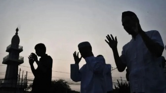 Bacaan Sholat Idul Adha 2025, Lengkap dengan Tata Cara Sesuai Tuntunan Syariat Islam!