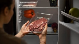 8 Cara Menyimpan Daging Kurban agar Awet Tahan Lama, Jangan Dicuci!
