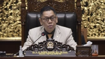 Adies Kadir Telpon Dirjen PHU Terkait Keluhan Dapil: Tuntaskan Kartu Nusuk, Berangkatkan Jemaah