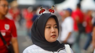 Sejumlah suporter hadir untuk menyaksikan langsung pertandingan Indonesia vs China dalam laga lanjutan Grup F Kualifikasi Piala Dunia 2026 zona Asia di Stadion Utama Gelora Bung Karno (GBK), Senayan, Jakarta, Kamis (5/6/2025). [Suara.com/Alfian Winanto]