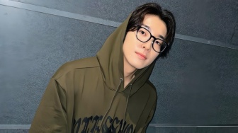 Wonwoo SEVENTEEN Ungkap Pesan Cinta yang Tulus Lewat Lagu Solo 99,9%