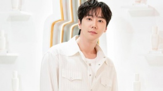 4 Look Travel Friendly ala Lee Jun Young, Nyaman dan Modis Saat Traveling!