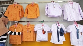 65.004 Siswa di Kaltim Dapat Seragam, Tas, dan Sepatu Gratis