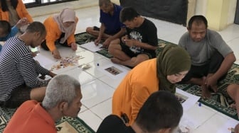 Menggerakkan Harapan Penghuni Panti Eks Psikotik Bersama Komunitas Perlitas