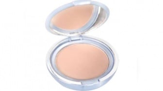 6 Rekomendasi Bedak dengan SPF yang Cocok untuk Touch Up, Bikin Makeup On Terus!