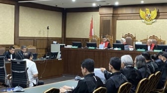 Menyesal Tak Bisa Bersama Keluarga, Zarof Ricar Harapkan Ini Saat Bacakan Pledoi
