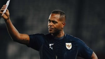Media Kampung Halaman Patrick Kluivert Cibir Kekalahan Timnas Indonesia