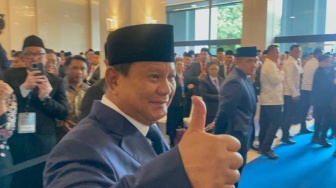 Presiden Prabowo Umumkan Kenaikan Gaji 280 Persen, Bikin Hakim Girang Hingga Tepuk Tangan