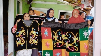 Bangga Tumbuh Bersama PNM, Ibu Nira Jadi Inspirasi Pemberdayaan Perempuan di Balikpapan