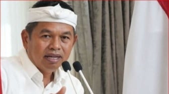 Diperbolehkan Pemerintah Pusat, Dedi Mulyadi Tetap Larang Pejabat Rapat di Hotel