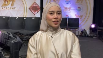 Ambil Hikmah dari Laporan Yoni Dores, Lesti Kejora Kini Fokus Belajar Bikin Lagu