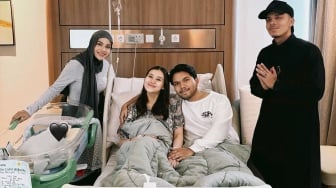 Terpesona Ketampanan Anak Aaliyah Massaid, Atta Halilintar Ungkap Wajah Keponakannya yang Putih