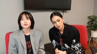 Di Balik Layar Hotel Sakura: Belajar Bahasa Jepang, Nyetir Mobil Tua, Hingga Diganggu Hantu!